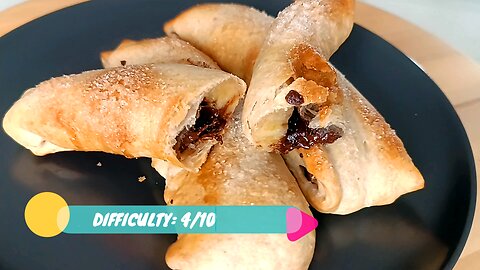 Banana Cannoli: Chocolaty, soft and delicious!!!