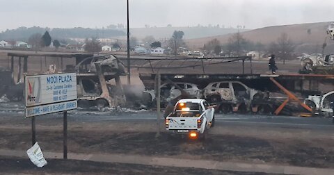 Zuma, Ramaphosa, South Africa burns as the ANC fiddles