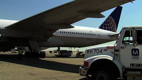 United passengers upset after waiting nearly 3 hours on tarmac at DIA