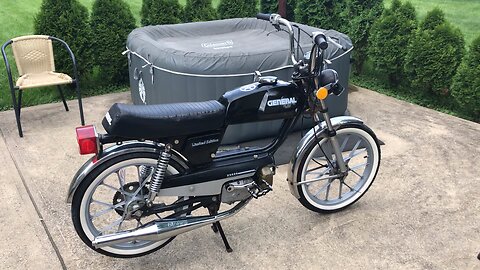 1980 General 5 Star Moped (Cold Start)