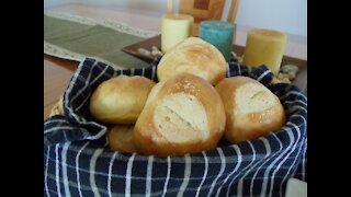 No-Knead Artisan Dinner Rolls (Four Ingredients... No Mixer... No Yeast Proofing)