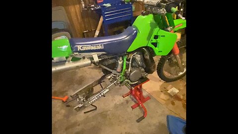 1988 kx250 tear down pt1