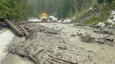 California mudslides buried the street! Flooding and rockslide causing major damage