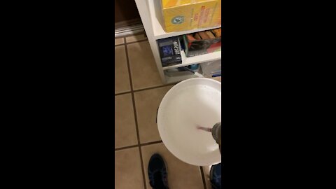Making laundry detergent