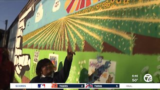 Kids in Pontiac paint mural show struggles Black & brown communities face every day