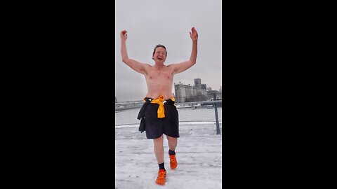 Yeah! 😃 13k -1°C 🥶 Shirtless in shorts with ❄ snow. 💖winter