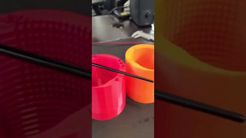 3D PRINTED 🖌 PAINT WATER POT 🚰 AND BRUSH HOLDER FOR MINIATURES painting #shorts
