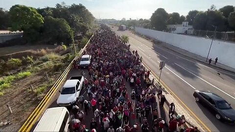 MIGRANT CARAVAN OF ABOUT 8000 MAKES WAY TO US BOARDER