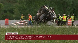 One killed on I-43 in Ozaukee County following rollover crash