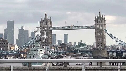 LONDON BRIDGE vs TOWER BRIDGE what’s the difference? 🇬🇧🇺🇸⛴