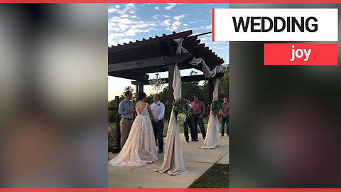 Bride ties the knot after another woman gave her the venue for free