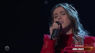 Blake Shelton 'steals' Milwaukee's Anna Grace during The Voice