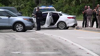 Police chase ends in crash in Palm Beach County