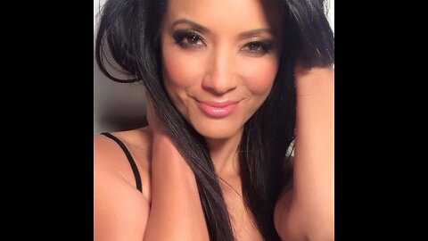 Cross kick Studio Films Kelly HU. Moore portaits