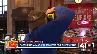 Famed photographer set to capture sea of red at Chiefs rally