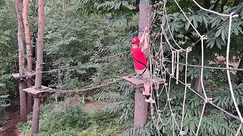 Klimbos Jon en Marco. Obstakelbaan Obstacle course Climbing forest(3)