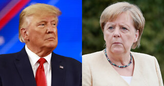 Trump Reveals He Sent Merkel a 'Gift' for 'Surrendering to Russia' for Nord Stream 2 Agreement