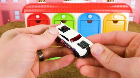 160 3¡Enseñe a los niños palabras en español e inglés con Painting Pororo Toy Car Fun!