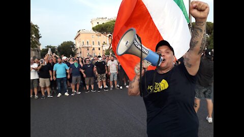 Roma: corteo "no green pass" si dirige verso la sede RAI