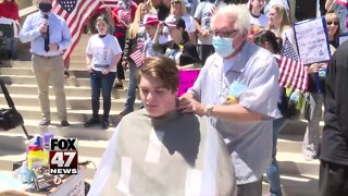 Protestors line up for "Operation Haircut"