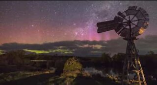 Fascinante Aurora Austral registrada em time-lapse