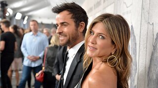Jennifer Aniston & Justin Theroux Reunited To Say Farewell To Their Dog
