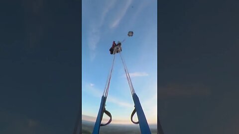 Ultimate Thrill: Skydiving Rig Opens in Ultra Slow Motion