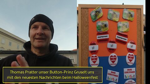Thomas Pratter unser Button-Prinz Gruselt uns mit den neuesten Nachrichten beim Halloweenfest