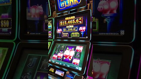 EVEN MORE PIGGIES!!! #casino #slots #casinogame #slotwin #gambling#bonusfeature #slotmachine
