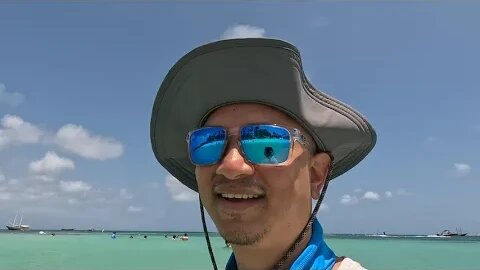 Aruba / Noord / Palm Beach Walking Tour and Beach Swim