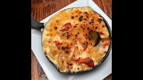 Just going to casually leave this Lobster Mac and Cheese here #nationallobsterday
