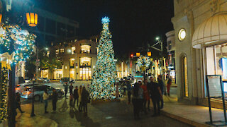 Beverly Hills December 2020, Christmas decorations all set