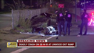 Deadly crash on southbound M-10 at Linwood exit ramp
