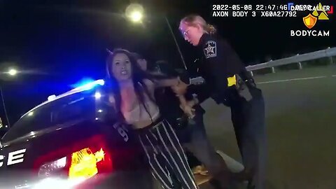 BODYCAM： 'Stop Touching My Boobs!'： Woman Loses It After Calling Police