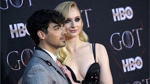 Joe Jonas And Sophie Turner Got Married In Las Vegas!