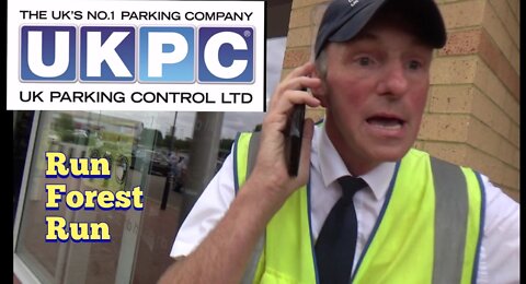 UKPC traffic warden has meltdown and runs away