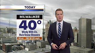 Milwaukee weather Thursday: Cloudy and windy, with a chance for afternoon rain and snow showers