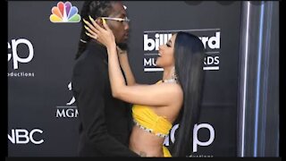Cardi b and offset kisses in las vegas after split