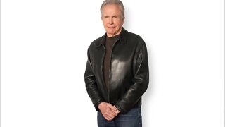 Filmmaker Warren Beatty accused of predatory grooming and coercing teen to have sex with him.