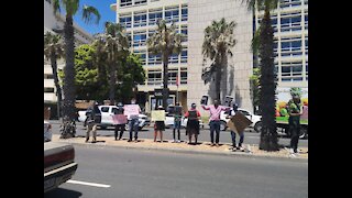 SABC staff in Cape Town picketing outside the SABC building against retrenchments