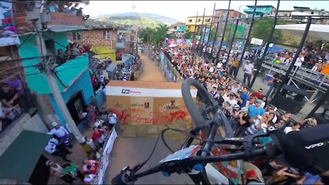 Guiness World Record Downhill CHALLENGE Medellin Comuna 13