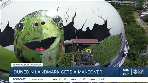 Dunedin's Curlew Water Tower gets cute critter makeover from muralist Tom Stovall