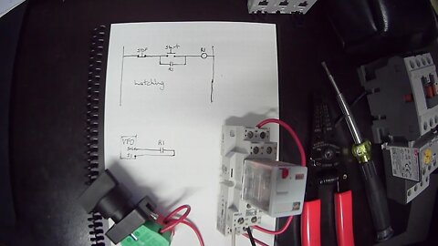 How to wire up a latching circuit