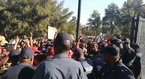 #TotalShutdown protesters clash with police, demand Ramaphosa (BLt)