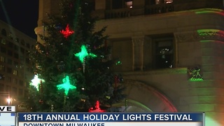 Officials to light MKE Christmas Tree Thursday