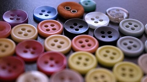 Who Invented Buttons ?