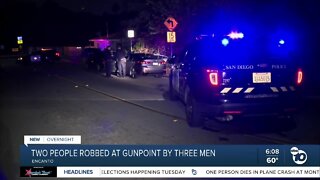 2 people robbed at gunpoint in Encanto