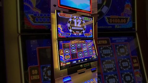 CHUNGUS CHIPPIES!! #casino #slots #slotmachine #jackpot #slotwin #casinogame #bonusfeature #gambling