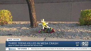 Three teens killed in Mesa crash, community mourns