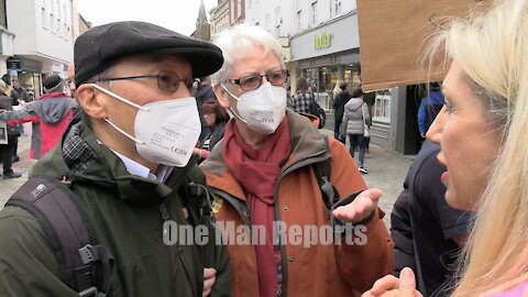 Kate Shemirani debates hecklers and masked couple in Chichester. UNCENSORED VERSION